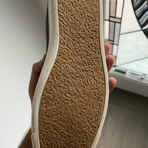 Authentic LV Damier High Top Sneaker w/ original box and dust bag. - Picture 4 of 4